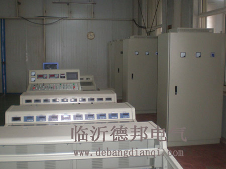 PLC、觸摸屏控制系統(tǒng)212